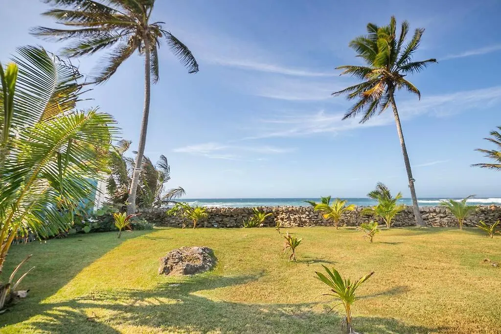 Ocean Front Villa, 2 Private Pools, Bbq, Tennis Court And More! Vega Baja Puerto Rico