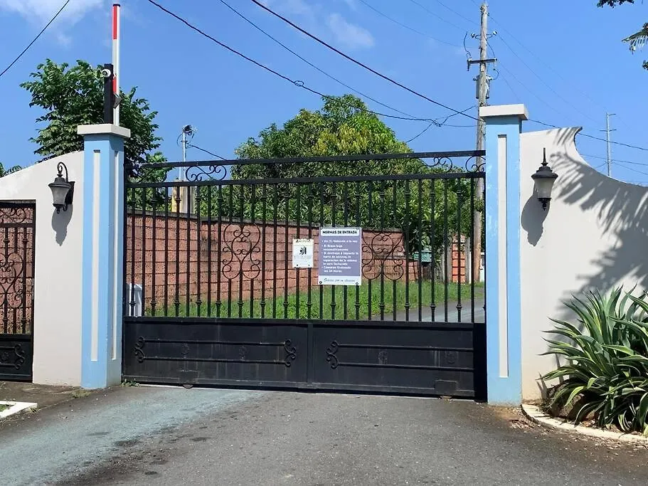 Ocean Front Villa, 2 Private Pools, Bbq, Tennis Court And More! Vega Baja Villa
